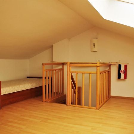 Artists Loft Appartement Pula Buitenkant foto