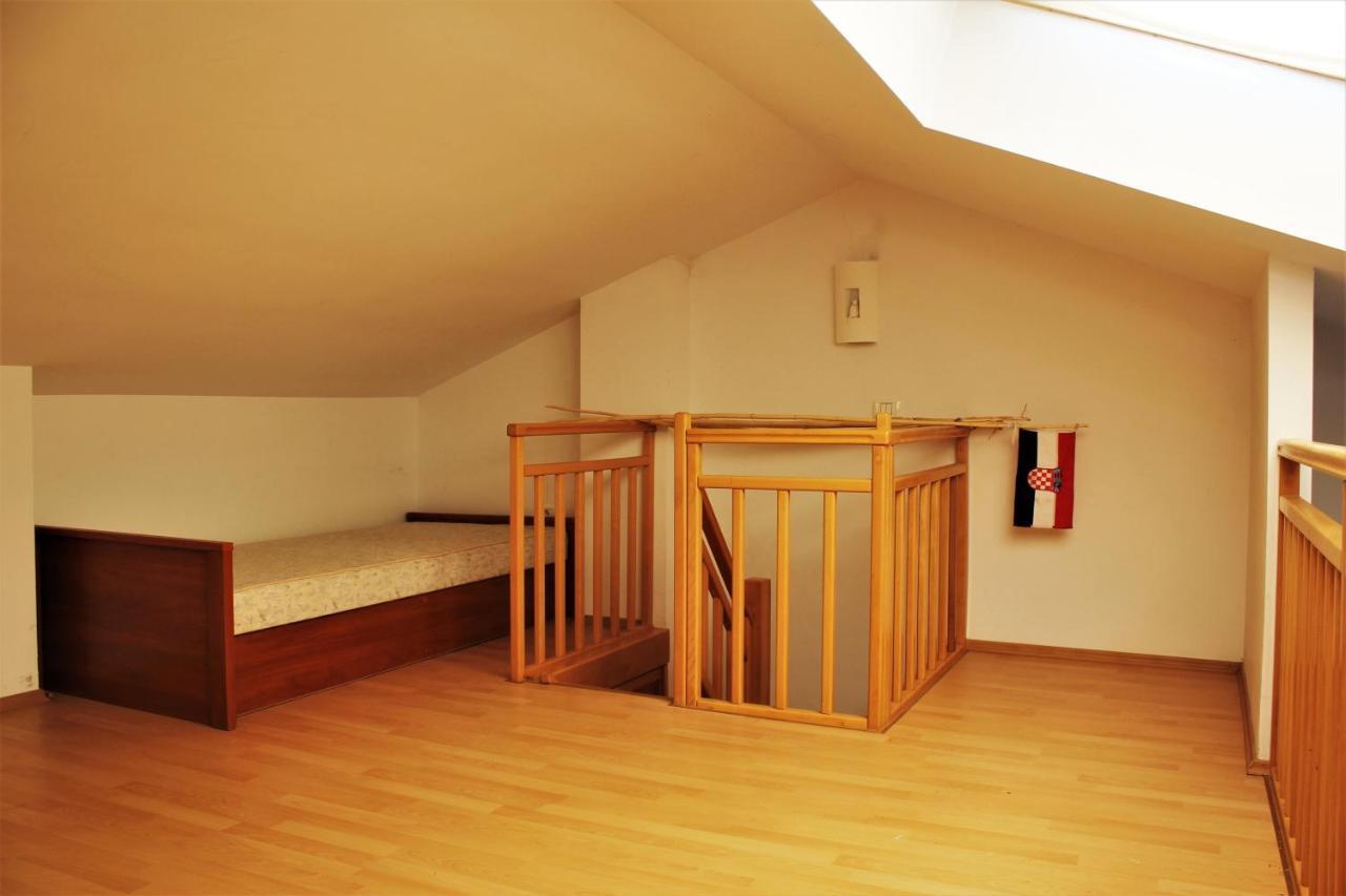 Artists Loft Appartement Pula Buitenkant foto